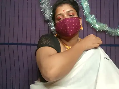 sorgavaasalrambha (F young) - Nude cooking with vibrator