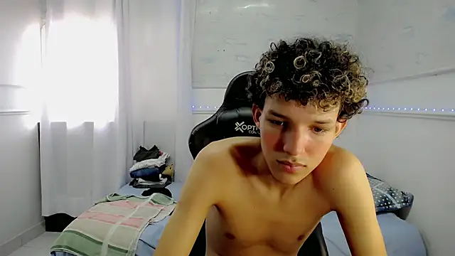 rafael_y (M twink) - open ass