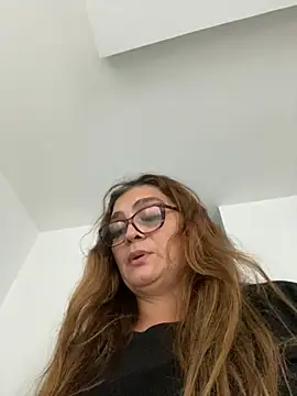 antonellaalondra4 - AntonellaAlondra4's free webcam - UK Sex Cams