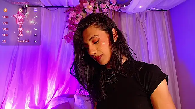 sofiaa_grey_'s Live Sex Cam Show