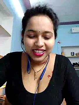 Webcam Model (Bhabhi_no-1)  is live.Free join now!