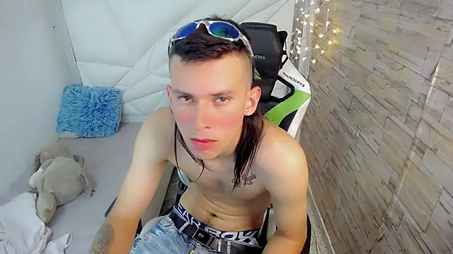 estevan_andresss (M twink) - #big-cocks #bisexuals #brunettes #cam2cam #cheapest-privates #cock-rating #colombian #dirty-talk #doggy-style #fingering #flexing #foot-fetish #hairy #handjob #hd #humiliation #jerk-off-instruction #massage #masturbation #recordable-privates #recordable-publics #skinny #small-audience #spanish-speaking #spanking #sph #striptease #twinks #white