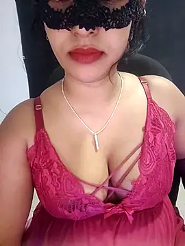 Webcam Model (Sexy-Monikaa)  is live.Free join now!