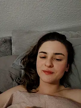 miss_meli (F young) - 🍑 Hand Massage on Boobs 😍