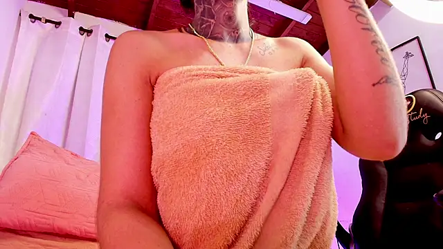 danna_berlin_ (F young) - SHOW BIG SQUIRT FOUNTAIN🥵🥵🌊🌊🌊