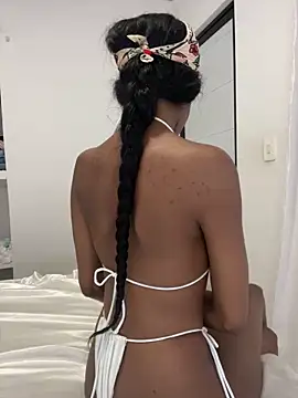 imaraa_ (F young) - Ass naked