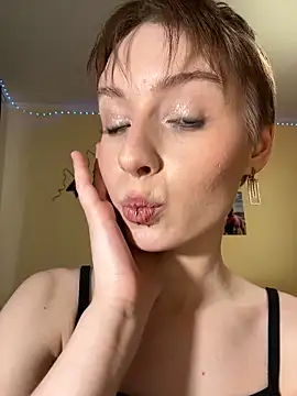 crayzy_luv (F young) - domi in pussy