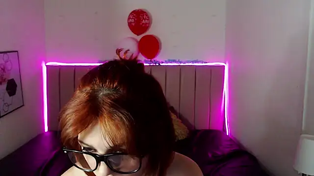 chloe_smitth - Chloe_Smitth's free webcam - UK Sex Cams