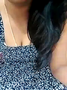 rajeenasaiyad - Rajeenasaiyad's free webcam - UK Sex Cams