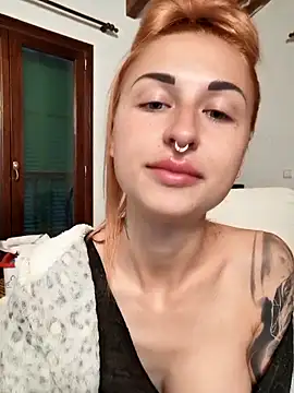 kylie_blck (F young) - Spit on Tits+LivePic+1Video