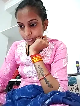 hotty-nidhi (F young) - Blow a kiss