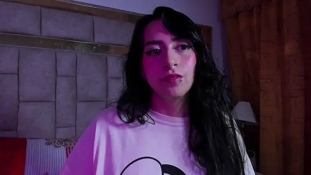 alondramendez (F young) - spit in boobs