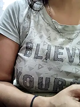 illay_love (F young) - Boobs spank 😍😍😍😍