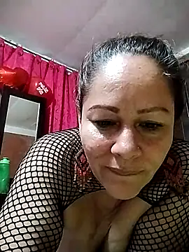 SluttyMilf79