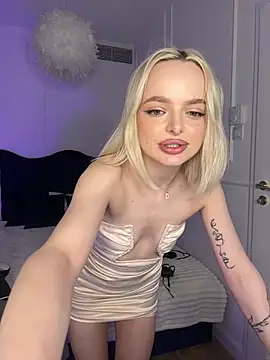 hoorny_blondie