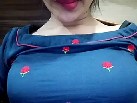 jatti_punjab_di (Ask my age) - Write name on boobs pussy win first