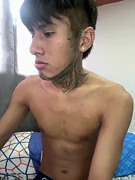 noah_lambert (M twink) - Masturbation🍆