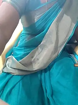 tamil_roja69 (F milf) - Oil boobs