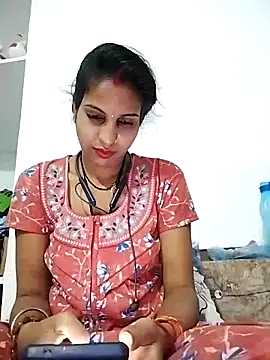 Webcam Model (Hotty-Nidhi)  is live.Free join now!