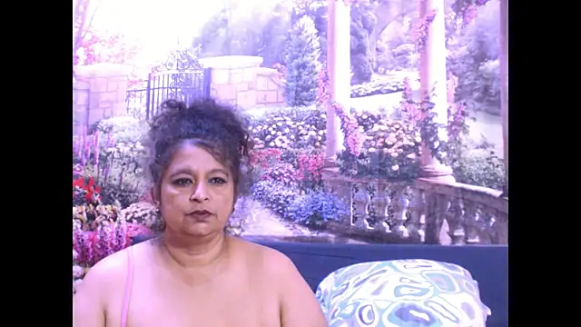 indianstar75 - Indianstar75's free webcam