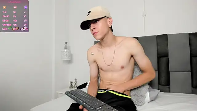 dei_v_48 (M twink) - OFFER A BIG LOAD OF CUM