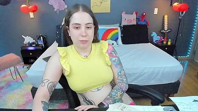 bonnietwerk_ - BonnieTwerk_'s free webcam