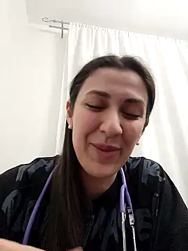  Doctor-Laura chat room