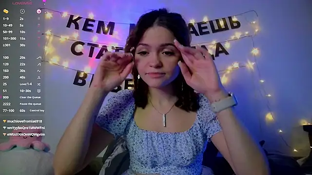 YourrValeria's Live Sex Cam Show