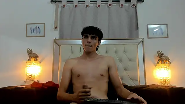 heiker_ (M twink) - #bisexuals #brunettes #cam2cam #cheapest-privates #colombian #erotic-dance #fisting #flexing #foot-fetish #hd #latin #new #recordable-privates #recordable-publics #skinny #small-audience #spanish-speaking #striptease #twinks