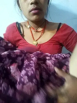 amaya_bajwa (F teen) - susu finger