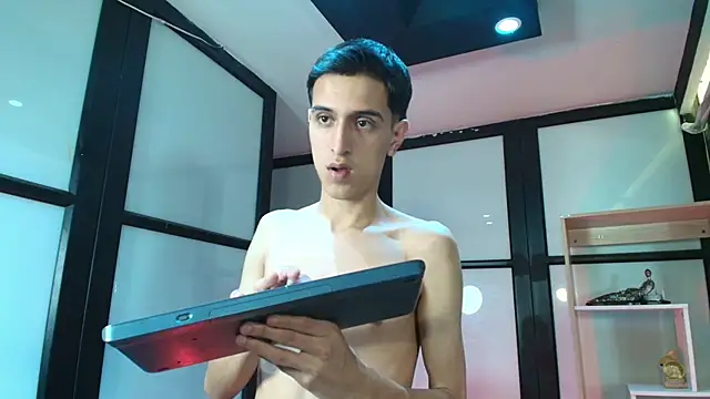 jackribas_ (M twink) - show ass