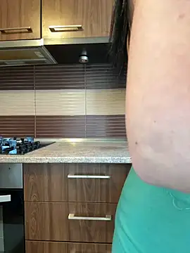 hotmomcheckk_ (F milf) - Make mom Squirt big!💦💦