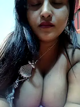 Ayesha_mahi