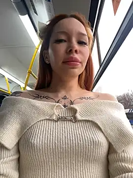 babydolll (F young) - show wet pussy ❤️‍🩹🥵in bus