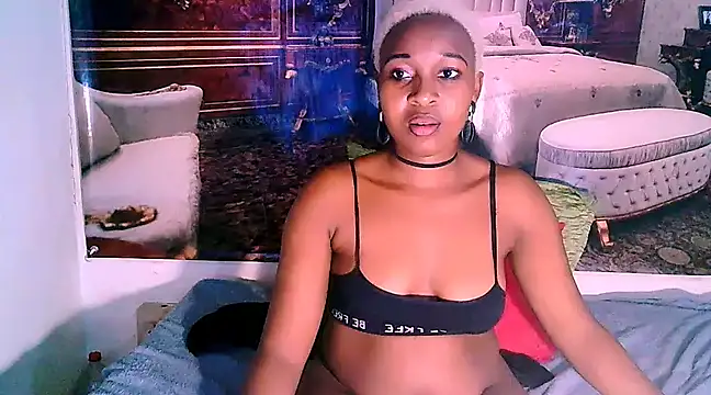 ebonyblisss - EbonyBlisss's free webcam