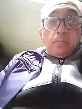 pettirosso (M grandpa) - #brunettes #cam2cam #cheapest-privates #flashing #grandpas #handjob #hd #italian #medium #mobile #new #straight #white