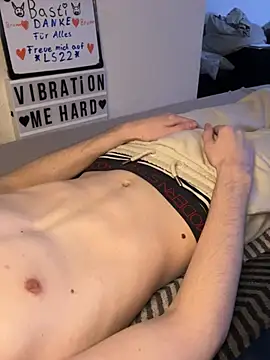 secret_dream415 (M twink) - 20 Ass Spanks🥵😍😈😏Vibration Me🥵😍😈