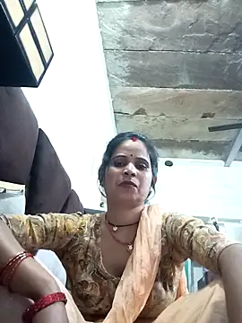 Reena27 on StripChat 