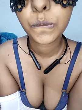 Ashugril_hot