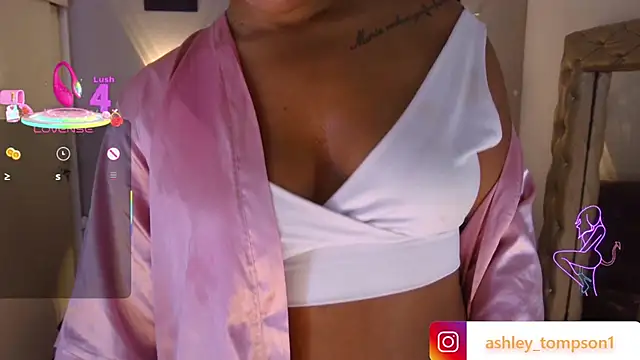 ashley_tompson1 (F young) - Open that pussy🔥