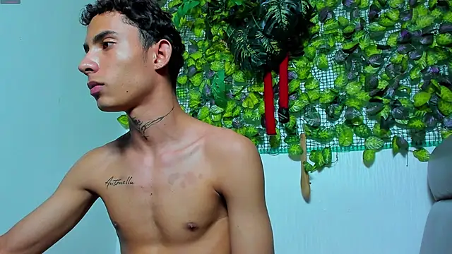 samuel_bigcock_ (M twink) - CUM 💦💦  IN MOUTH AND FACE