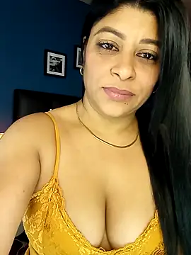 lashmy111 (F milf) - Tits out for u babe & slap on tits