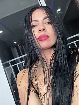 lexa_queen (F milf) - naked and finger in ass