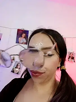 valentina_swallow (F young) - Spread mouth wide open + Slobbery BJ