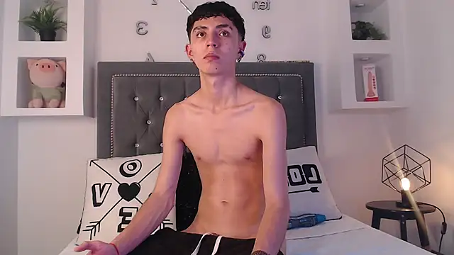 maikycooper (M twink) - Show cum 💦🍆💥