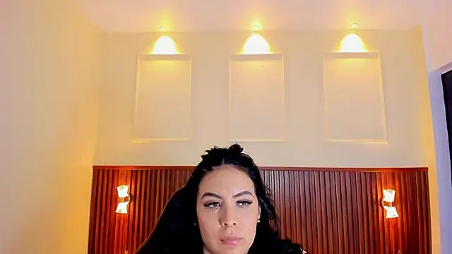 CAMILADUQUE2's Live Webcam Show