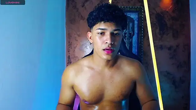 jamescurli_ - Jamescurli_'s free webcam - UK Sex Cams