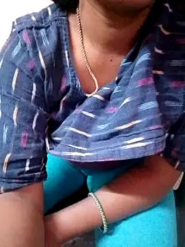 sneha_telugu_gir... Live Webcam on Stripchat