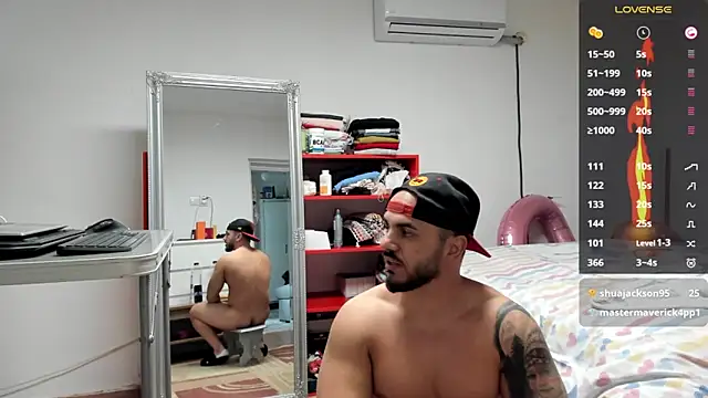 supermanboy94 Live Webcam on Stripchat