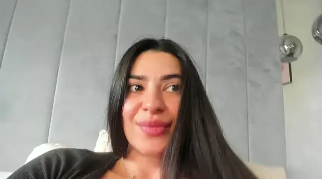 Naila18